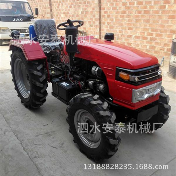 中型拖拉機