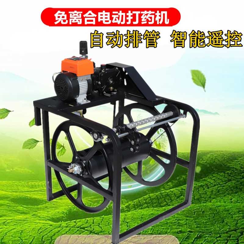 廠家直供農(nóng)用48V60V電三輪遠程遙控自動收卷管高壓電動噴霧打藥機