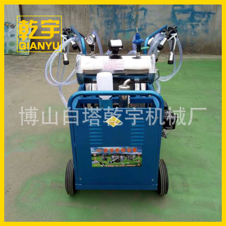 雙桶真空泵擠奶機3