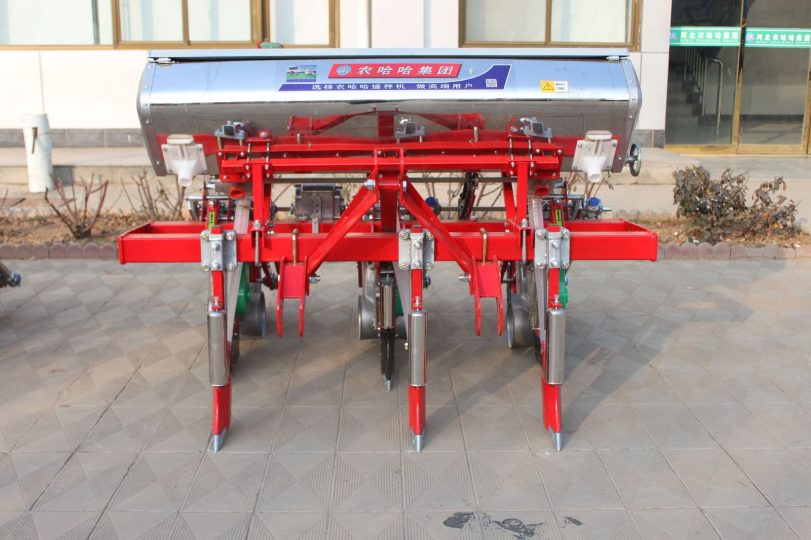 2021年新款仿形3行玉米播種機 仿形播種機 農(nóng)哈哈廠家發(fā)貨