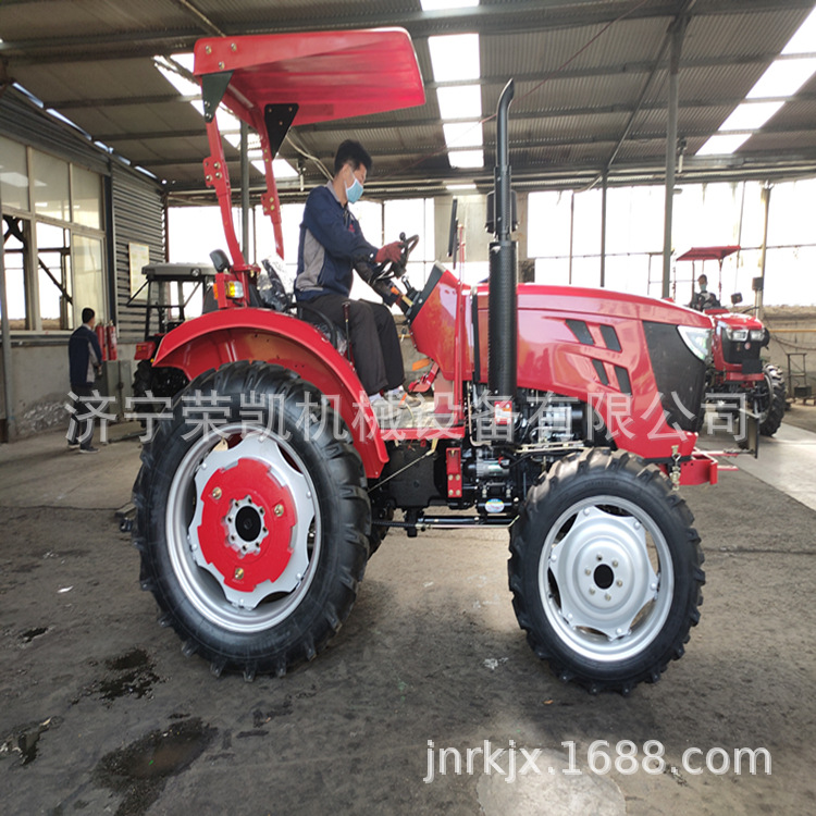 604拖拉機(jī) (3)