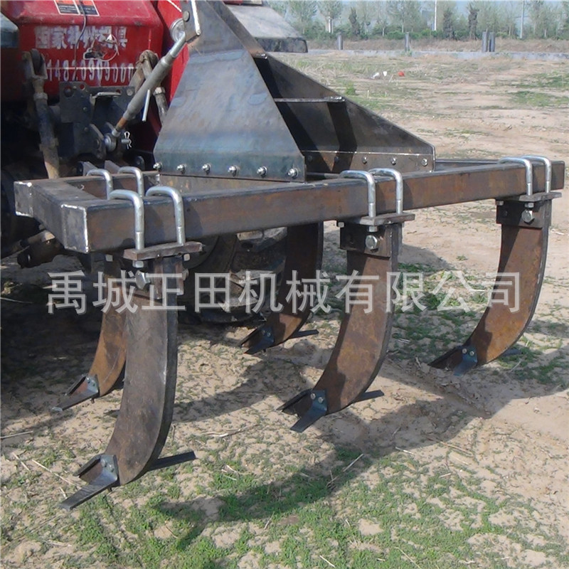 5行深耕機 深松作業(yè).jpg