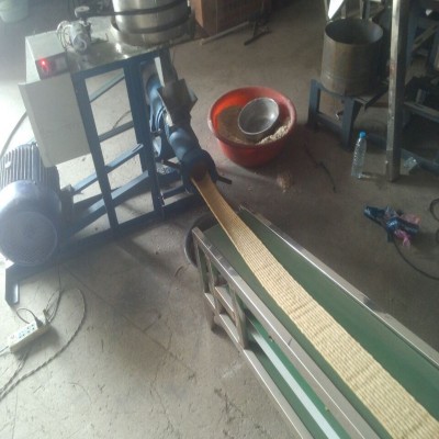 辣條機全自動及配套設備 辣條機全套帶模具