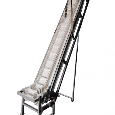 PU擋板輸送機廠家 水平/爬坡皮帶提升機 東莞PVC裙邊皮帶輸送機