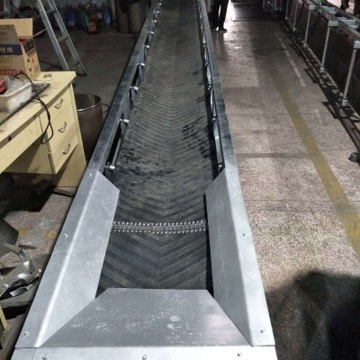 皮帶輸送機爬坡皮帶傳送機 污泥石子裝車皮帶輸送機