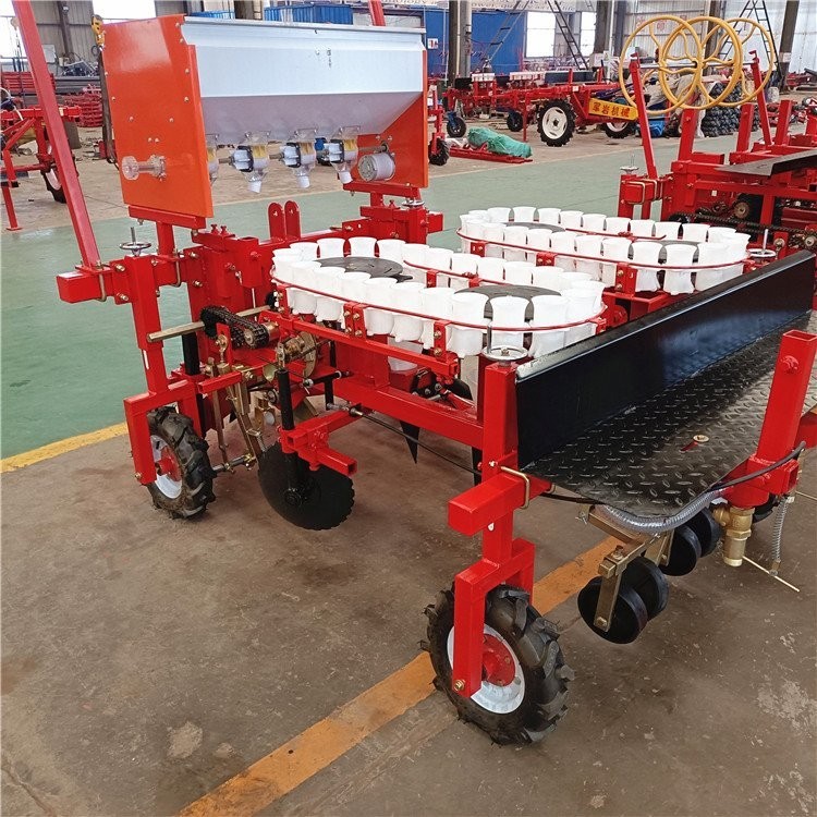 軍巖機械 辣椒移栽機 小辣椒栽苗機 上門調(diào)試服務至上