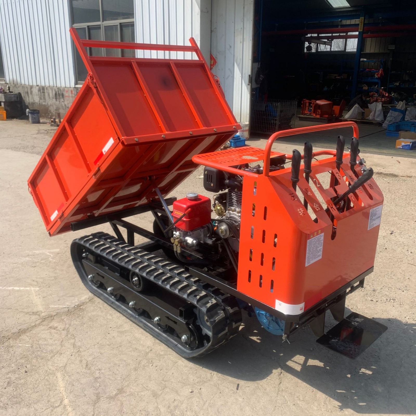 1.5噸全地形履帶運(yùn)輸車廠家 山地果園爬坡履帶運(yùn)輸車農(nóng)用搬運(yùn)車