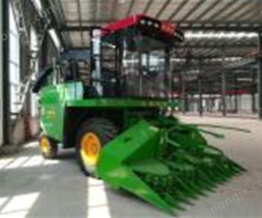 會晟4QZP-3000自走式青貯飼料收獲機(jī)