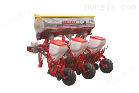 農(nóng)哈哈2BYQF-3氣吸式玉米播種機(jī)