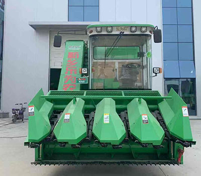 自走式莖穗兼收玉米收獲機