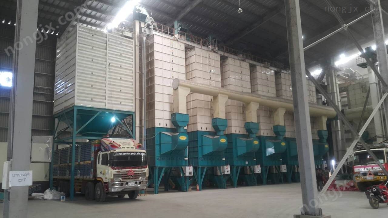 糧食烘干機------15噸/批