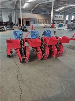 新款 地瓜 紅薯移栽機